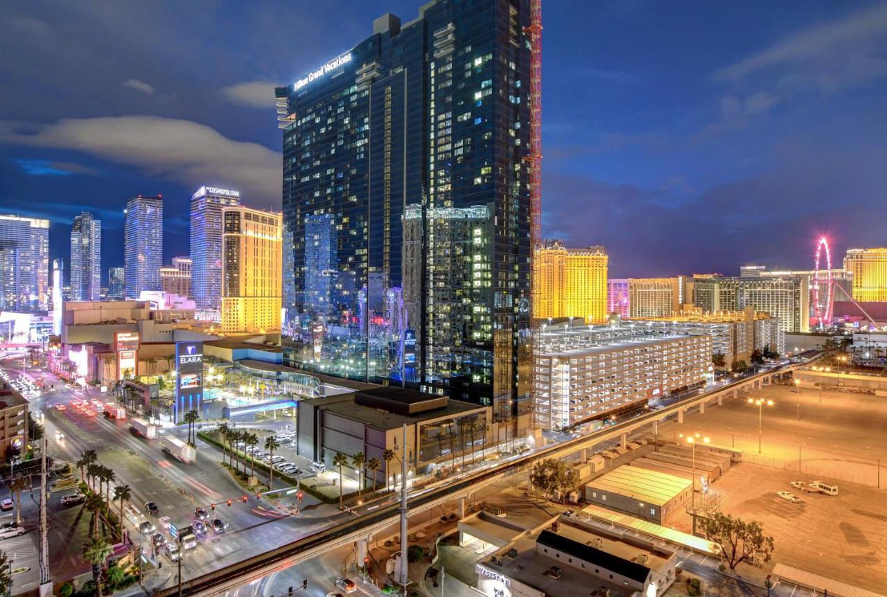 Balcony Full Strip View Suite Mgm Signature Free Valet ラスベガス エクステリア 写真