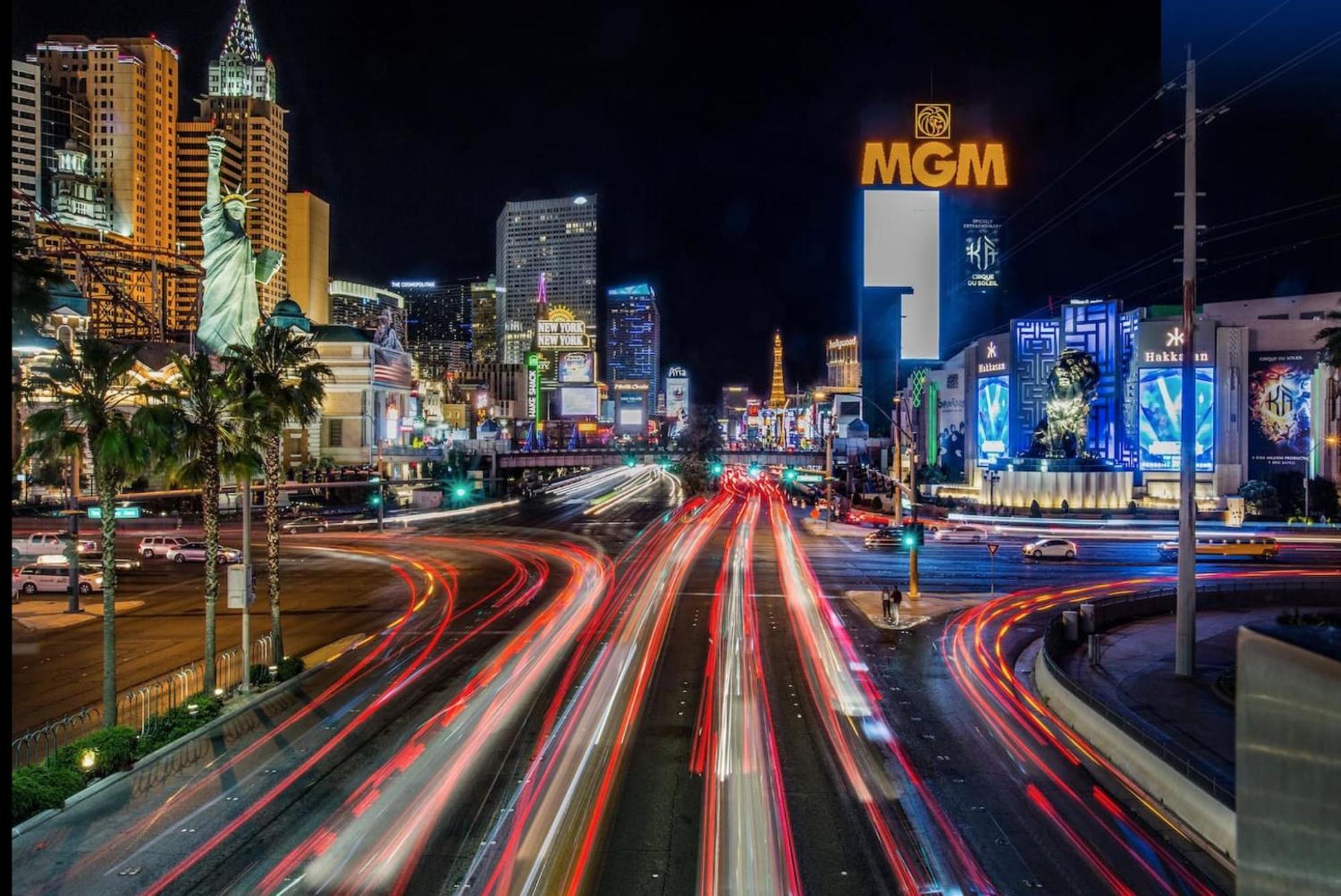 Balcony Full Strip View Suite Mgm Signature Free Valet ラスベガス エクステリア 写真